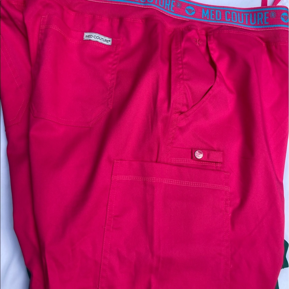 Med Coutoure Scrub Pants